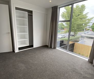 Modern Townhouse - Photo 1