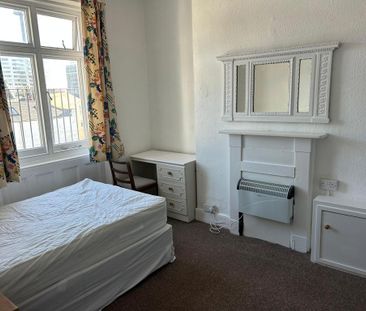 Studio to rent - Photo 6