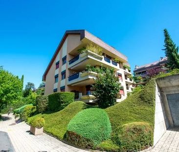 Appartement de 2 pièces meublé au rez-inférieur avec grand balcon - Photo 2