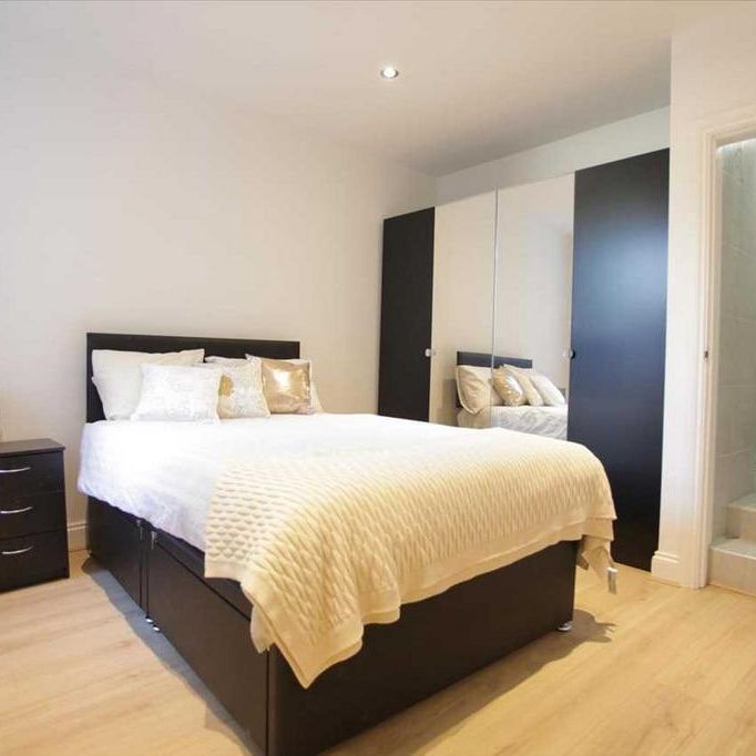 4 bedroom apartment to rent - Photo 1
