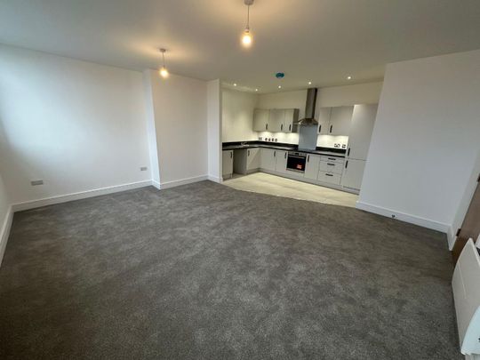 Linden House, Colne - Photo 1