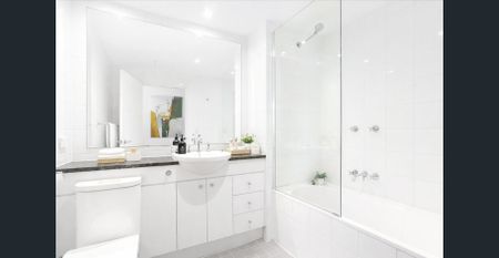 Light filled Inner city apartment - Photo 5