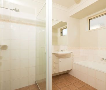 2 Carino Court, 4226, Merrimac Qld - Photo 4