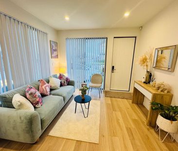 Modern four-bedroom standalone two-story home in Westgate - Photo 2