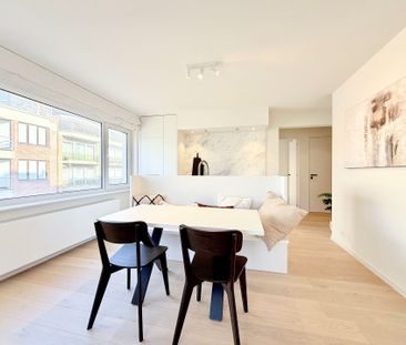 Gemeubeld: gerenoveerd appartement in centrum Knokke - Photo 6