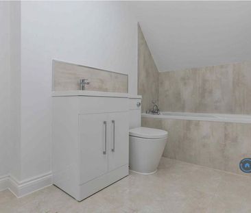 4 bedroom detached house to rent - Photo 6