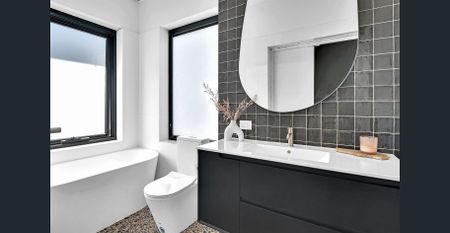 Stylish Living in Prime Willoughby Location Moments to Popular Schools & Vibrant Cafés! - Photo 4