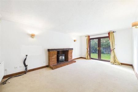4 bedroom detached house to rent - Photo 2