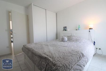 Location Appartement 3 pièces 54m² MONTFAVET 84140 - Photo 4