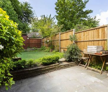 Newly refurbished 5 bedroom house located near Muswell Golf Club - Photo 5