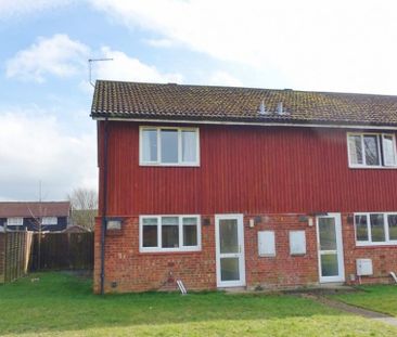 2 bedroom semi-detached house to rent - Photo 5