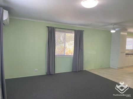 4 Bedroom 2 Bathroom 4 Car - Photo 5