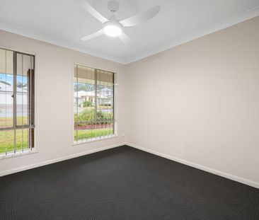 Spacious waterside living in Trinity Point Estate - Photo 2