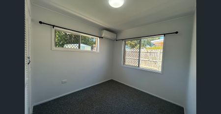 Comfortable 3 bedroom home in Clinton with low maintenance living. - Photo 4