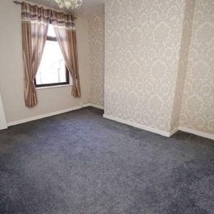 3 bedroom property to rent in Bolton - Photo 3