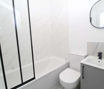 Pleasant Row, Gillingham, ME7 - Photo 1