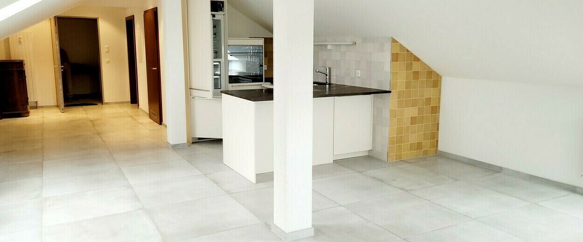 Mietobjekt - Schweiz - Mariastein 2 ZW – HELLE DACHGESCHOSSWOHNUNG MIT MODERNER AUSSTATTUNG! - Foto 1