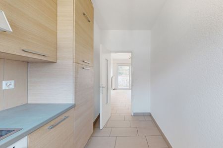 Ampio 4.5 locali con balcone a Bellinzona - Foto 3