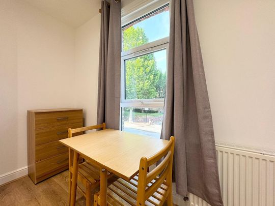 Studio Flat, Mulkern Road, N19 - Photo 1