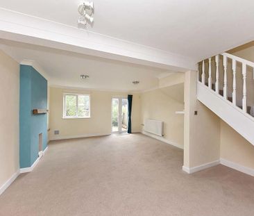 2 bedroom terraced house to rent - Photo 4