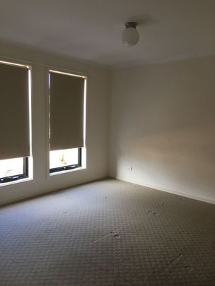 Lovely 3 Bedroom Home! - Photo 1