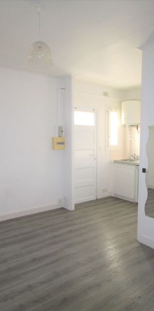 CLAMART – STUDIO 18,35M² - Photo 1