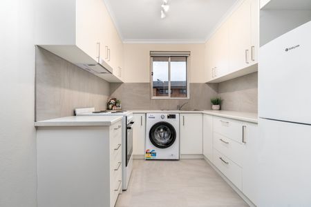 4/6 Chermside Street, Deakin ACT 2600 - Apartment For Rent | Domain - Photo 2