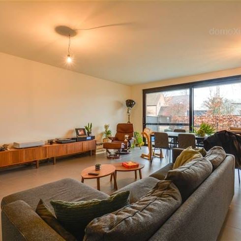 Appartement te huur - Photo 1