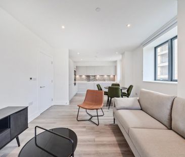 2 bedroom flat to rent - Photo 2