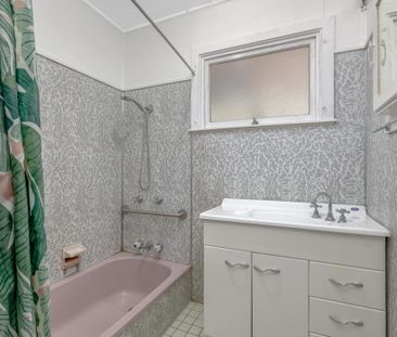 MODEST COTTAGE ON LARGE FLAT BLOCK - Photo 4