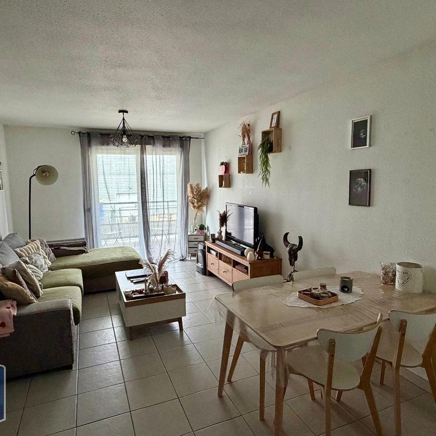 Location Appartement 3 pièces 58m² HENIN BEAUMONT 62110 - Photo 1