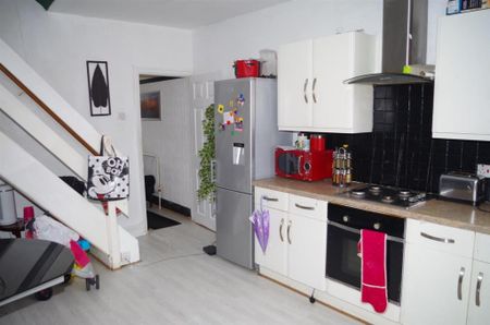 4 bedroom house to rent - Photo 5