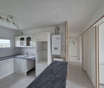 Location Appartement 4 pièces 75m² LIBOURNE 33500 - Photo 4