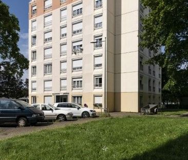 Appartement – Type 3 – 63m² – 272.48 € – CHÂTEAUROUX - Photo 2