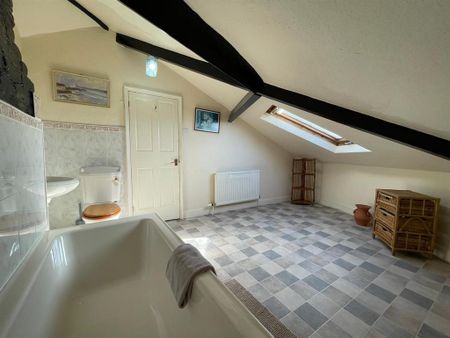 4 bedroom maisonette to rent - Photo 2