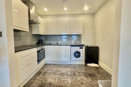 Prince Of Wales Road - Photo 5