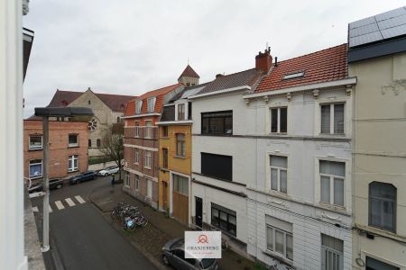 Authentieke burgerwoning + grote garage in rustig gelegen residentiële buurt. - Photo 5