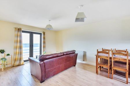 2 bedroom apartment to rent - Photo 2