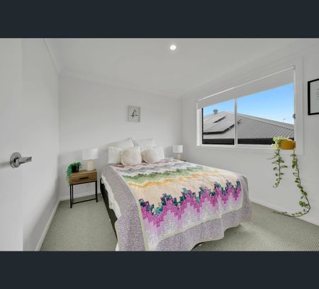 12 Cambridge Street, Thornton, NSW 2322 - Photo 5