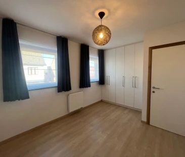 Ruim instapklaar 2 slaapkamer-appartement. - Foto 2