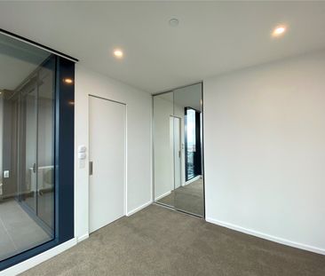 5209/560 Lonsdale Street - Photo 5