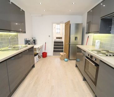 Room in a Shared Flat, Leythe Road, W3 - Photo 6