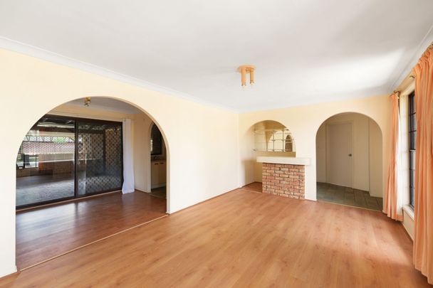 Cozy Quiet Living! - Photo 1