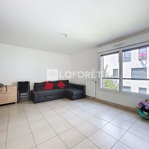 Apartment - Photo 2