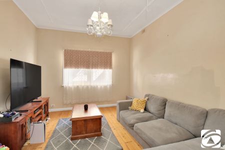 620 Williams Street - Photo 3