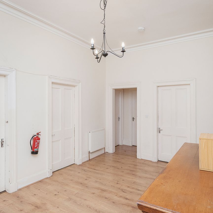 0200L - Melville Terrace, Edinburgh, EH9 1ND - Photo 1