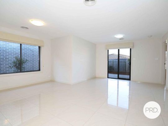 20 Arthur Tange Street, Casey ACT 2913 - House For Rent | Domain - Photo 1