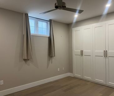 For Lease - 2421 Eighth Line, Oakville, Ontario - Photo 6