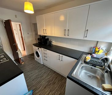 4 bedroom terraced house to rent - Photo 4