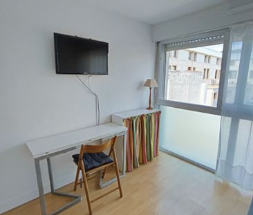 Location Appartement 1 pièce 14m² - Photo 3